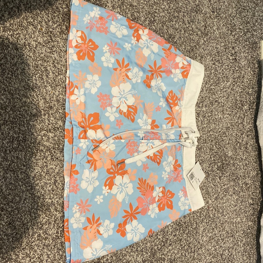 Forever 21 Mini Skirt New with tags Size L